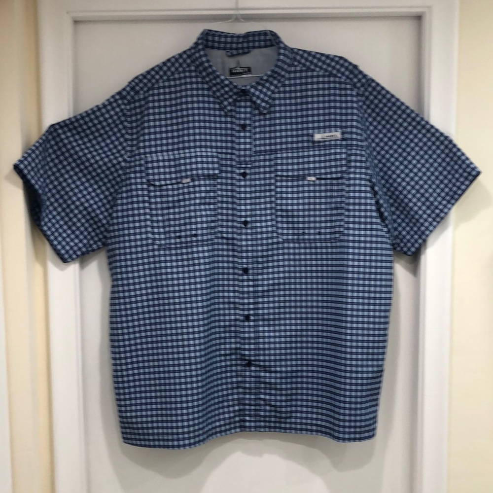 Men’s Habit River Shirt. Blue and white checked, casual short sleeve .